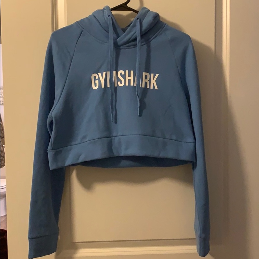 ***SOLD*** NWT Gymshark Cropped Crest Hoodie